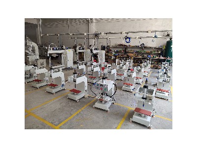 弘騰HT-320無縫熱壓機 直壓服裝熱合機 補漏機